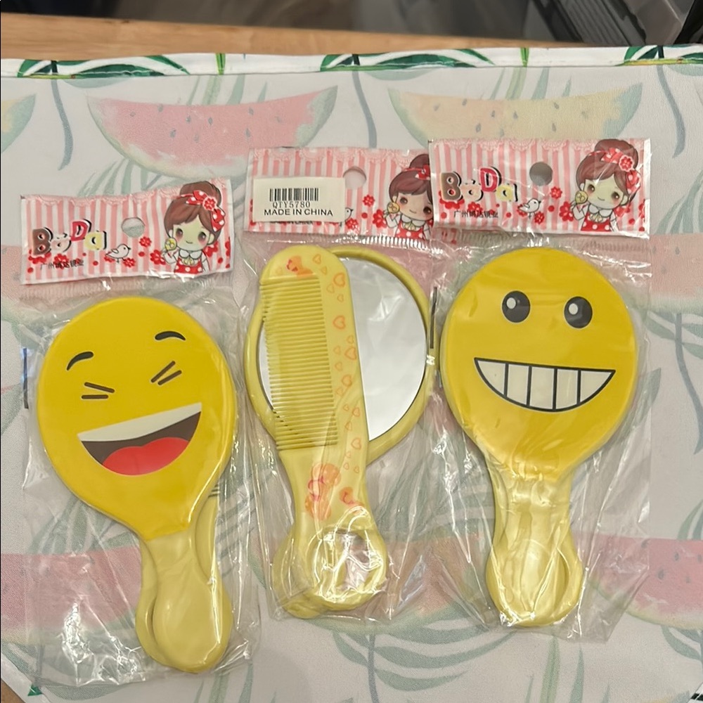 Bundle Smiley Face Kids Bath Set - Yellow